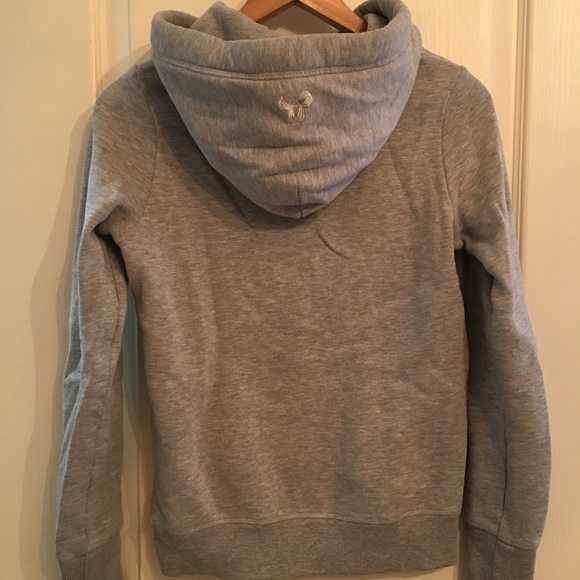 Aritzia TNA comfy hoodie - Picture 3 of 10